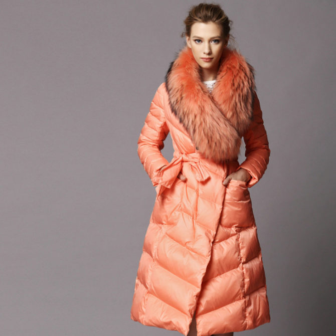 Модные и стильные женские пуховики зимы 2022-2021