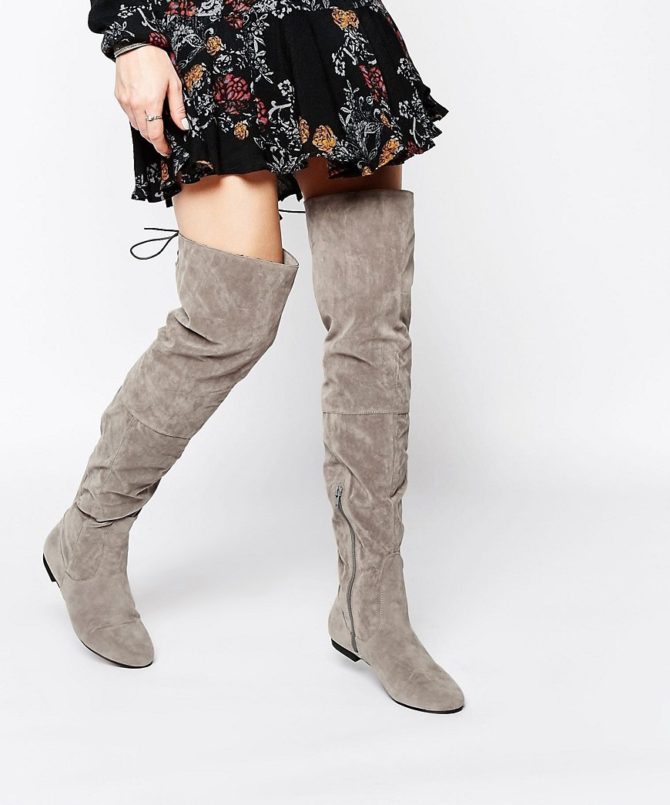 Летние замшевые сапоги 2022