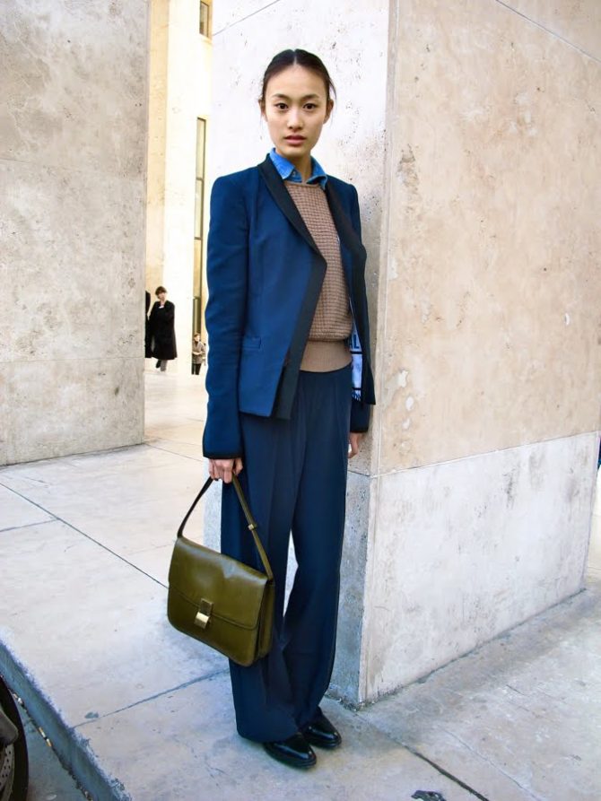 Женские брючные костюмы 2022-2021