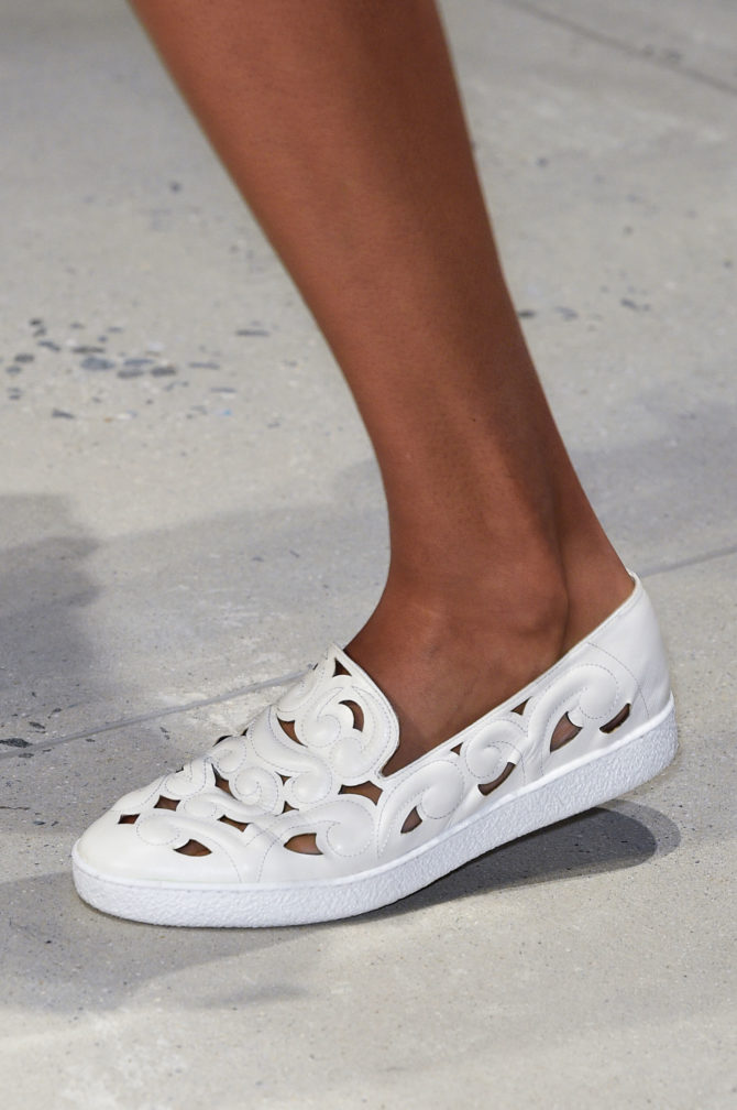 Обувь на лето 2022-2021: что носить и с чем