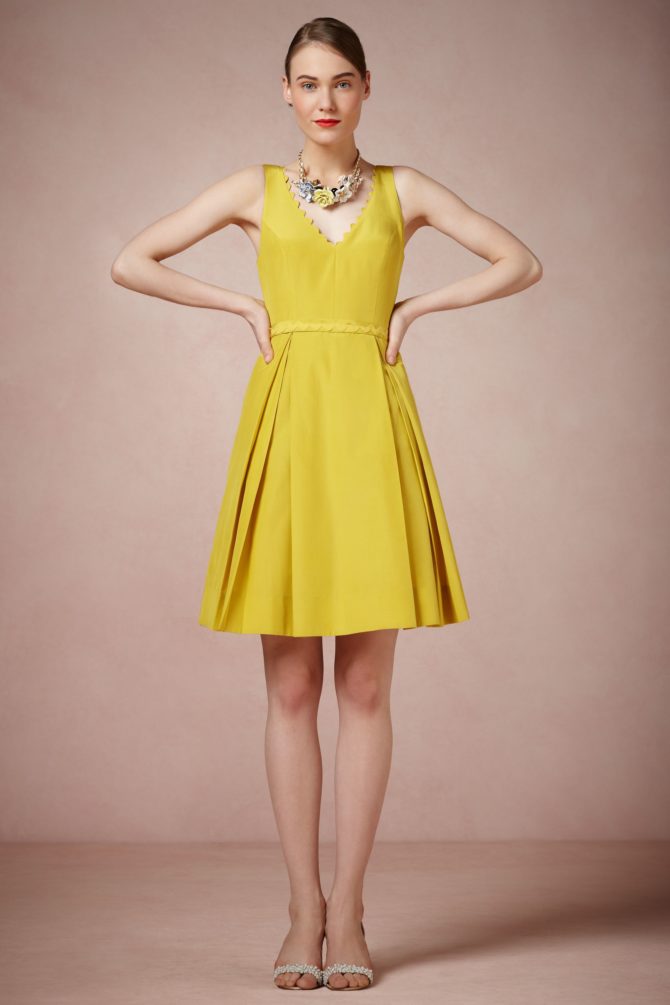 Актуальные стили платьев 2022-2021: от вечерних до повседневных