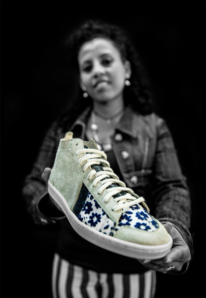 Кроссовки от Sawa