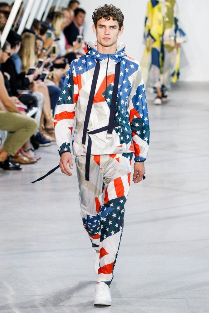 Спортивный костюм Lacoste