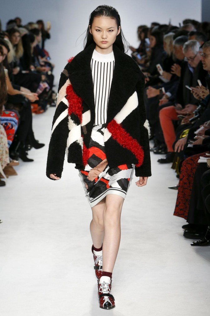 Пальто из коллекции Emilio Pucci