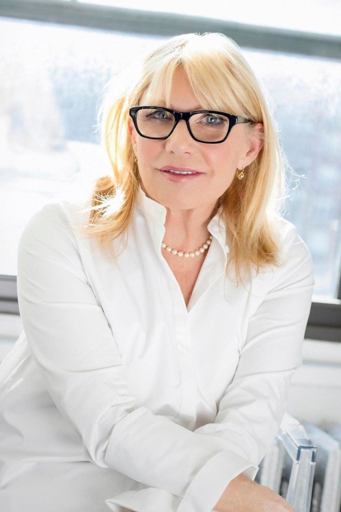 Эллен Миройник