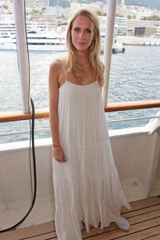 Образ с белым макси