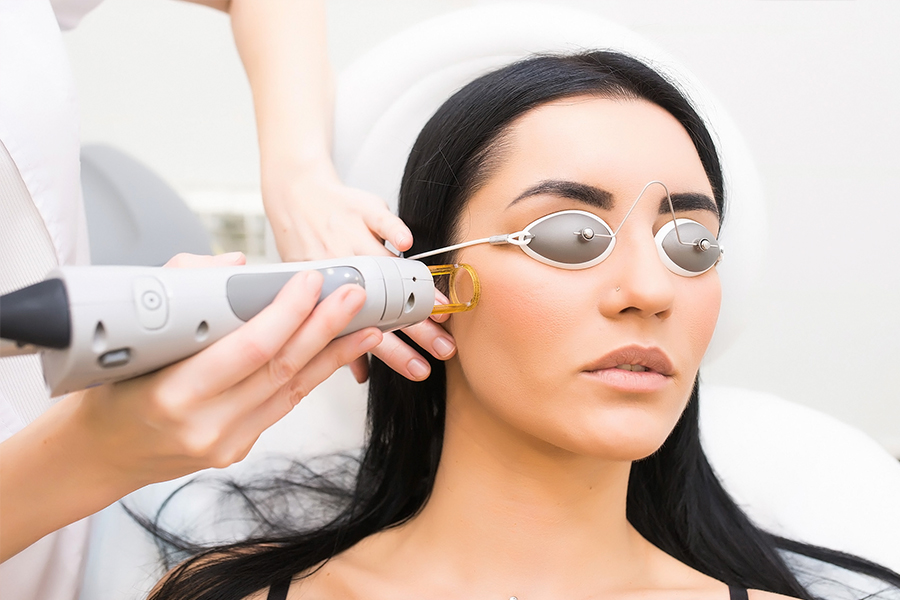 Как убрать подкожный прыщ на лице: в домашних условиях и косметическими средствами