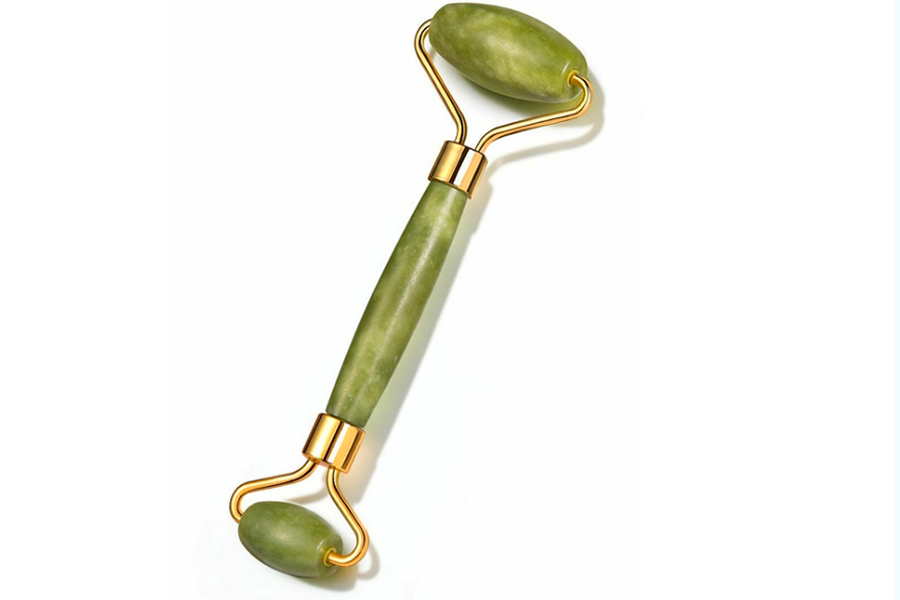 Нефритовый массажер для лица: в чем польза и как пользоваться