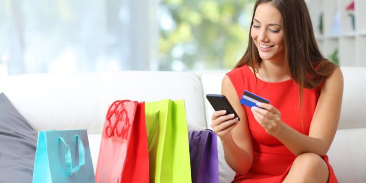 Покупка одежды в интернет-магазине: все за и против