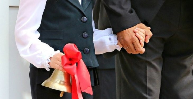 Накануне 1 сентября звезды вспомнили школьные годы