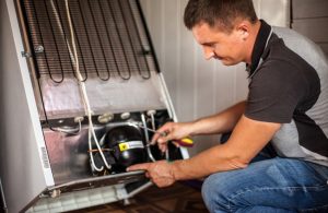 Поломки холодильников: причины и способы устранения