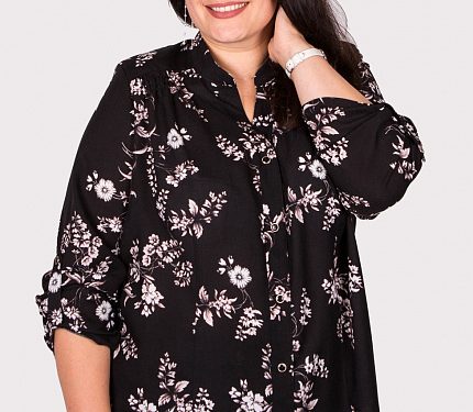 Гардероб полной девушки на осень 2022 года: какие вещи должны присутствовать в нем?