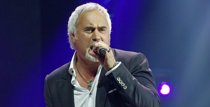 Кто вслед за Пугачевой вернется в Россию?