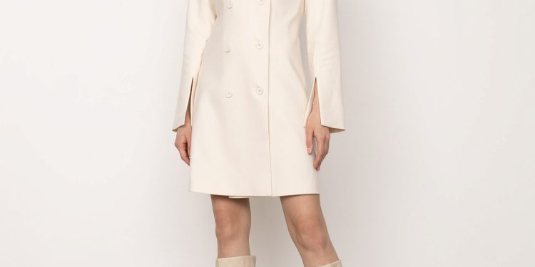 Выбираем платье на торжество: что сейчас в моде?