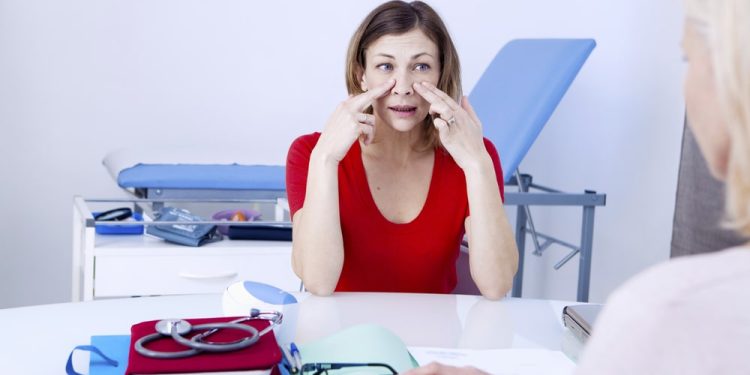 Как лечат носовое кровотечение?