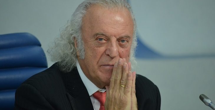 Пугачева разорила Резника?