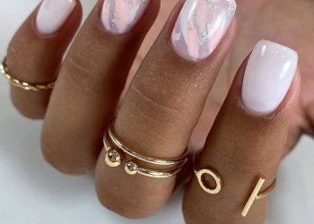 Маникюр: тренды зимы 2022 года