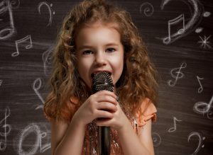 Вокал для детей: с какого возраста начинать занятия?