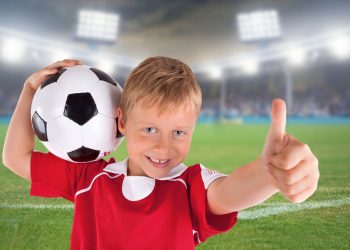 Футбол для детей 7 – 8 лет: программа обучения и особенности занятий