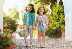 Какой же должна быть хорошая детская осенняя одежда?