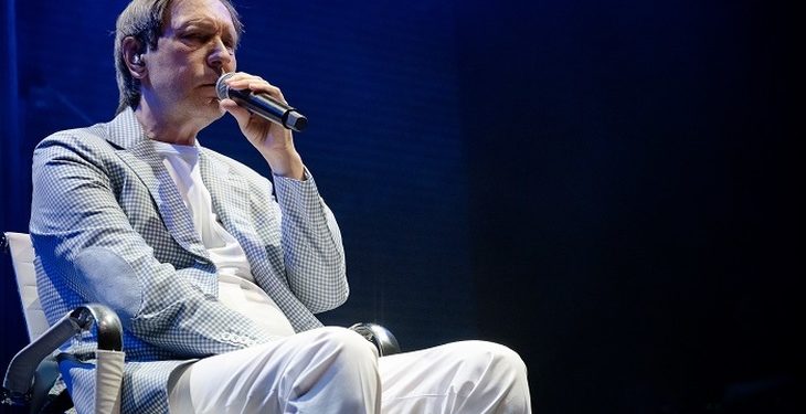 «Нельзя издеваться над артистом!»