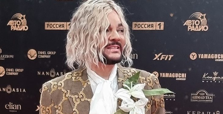 Киркоров готовится представить «кубики» пресса