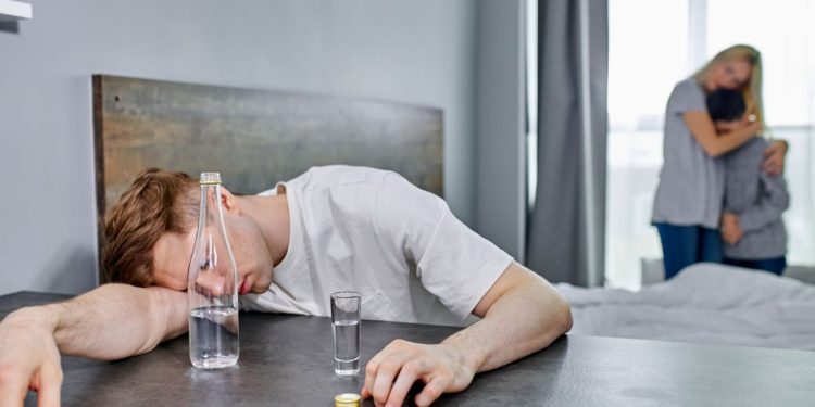 Чрезмерное употребление алкоголя: последствия и пути избавления от запоя