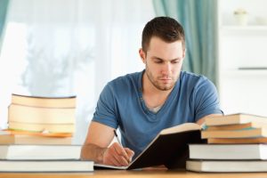 Как написать курсовую работу: где найти помощь и почему стоит обратиться к сервису Феникс