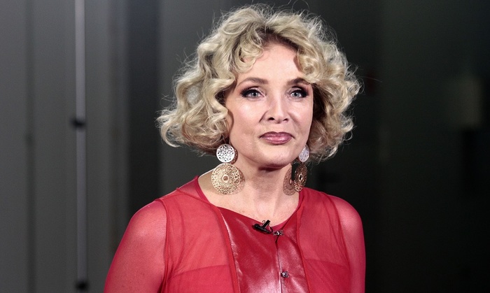 «Откуда у нее концерты?»