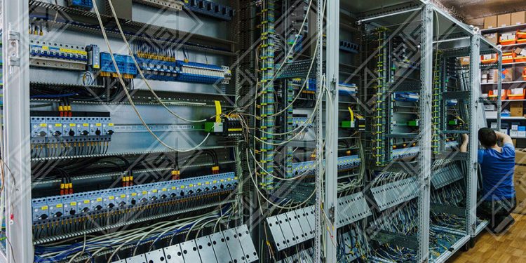 Шкафы автоматики и управления: разновидности, назначение и сферы применения