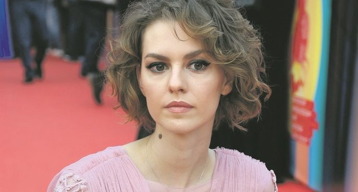 «Ребенок для меня всегда будет в приоритете»: Лянка Грыу расказала как пережила аутизм сына