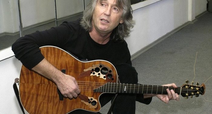 Вячеслав Малежик: «Я доказываю, что еще живой…»