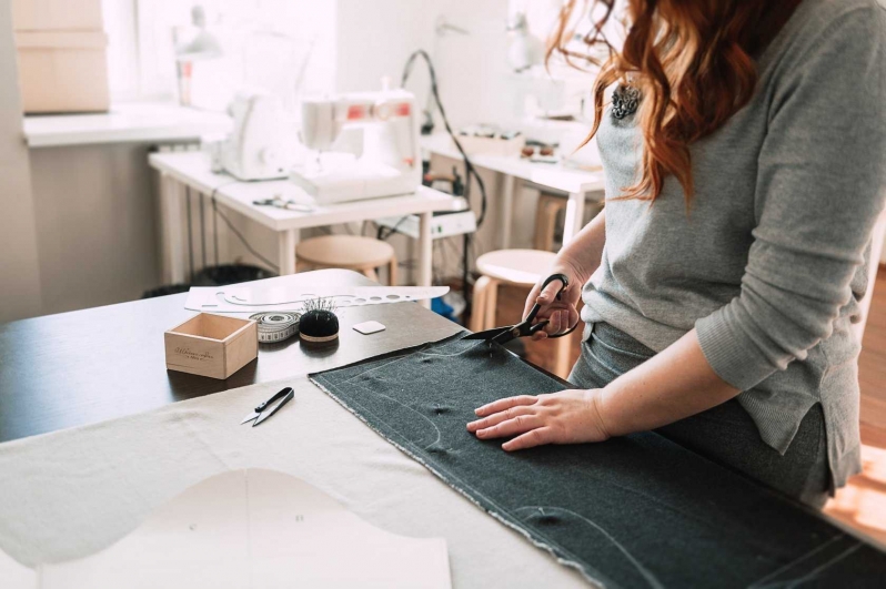 Как научиться шить? Обзор курсов кройки и шитья в школе "Хочу шить"