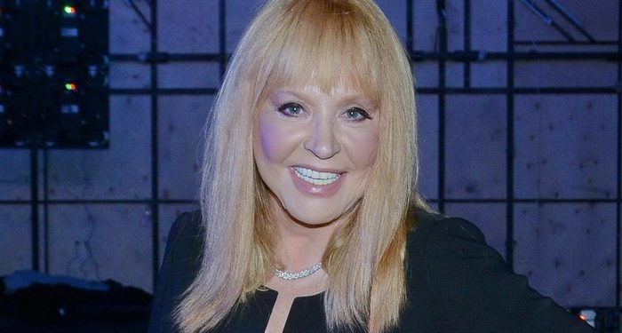 Почему Пугачева по-прежнему в списке любимых?