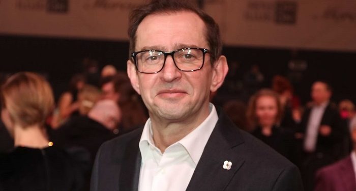 Константин Хабенский: «Любовь к театру у меня началась… с буфета»