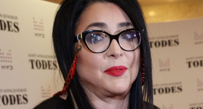 Лолита поставила карьеру на паузу