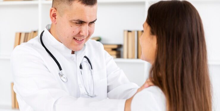 Как часто стоит проходить проверку организма и каких врачей стоит посещать?