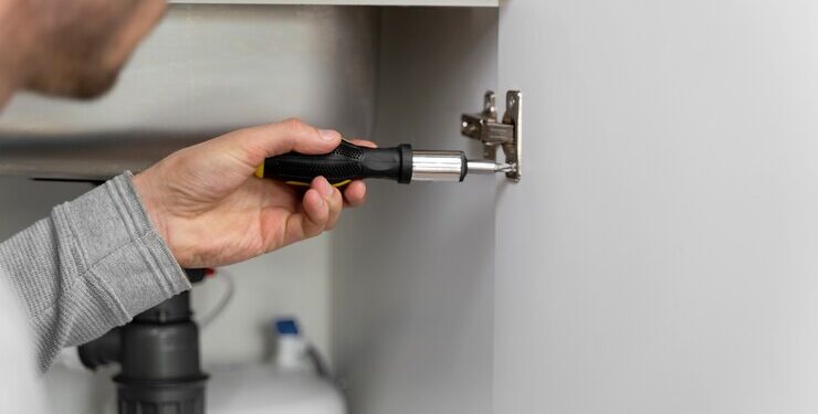 Мебельная фурнитура: важная составляющая дизайна и функциональности мебели