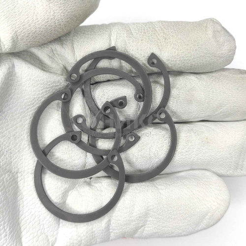 Кольцо стальное внутреннее по стандарту DIN 472