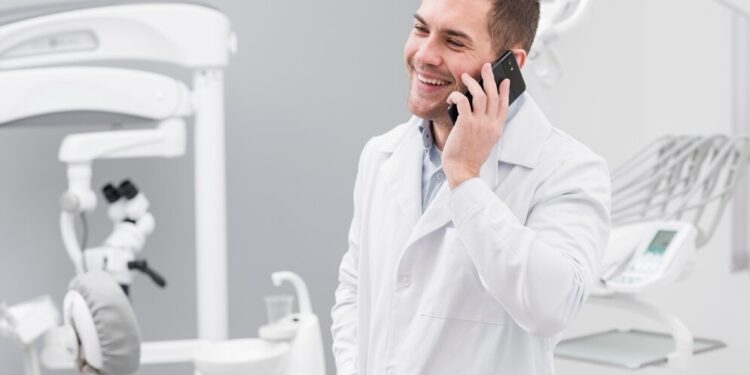 Почему так важен прямой контакт зубных техников и врачей-стоматологов