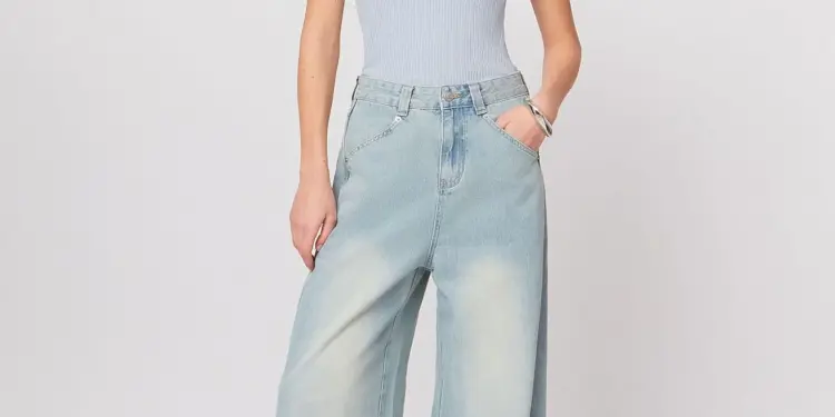 Как выбрать джинсы: актуальные фасоны и советы