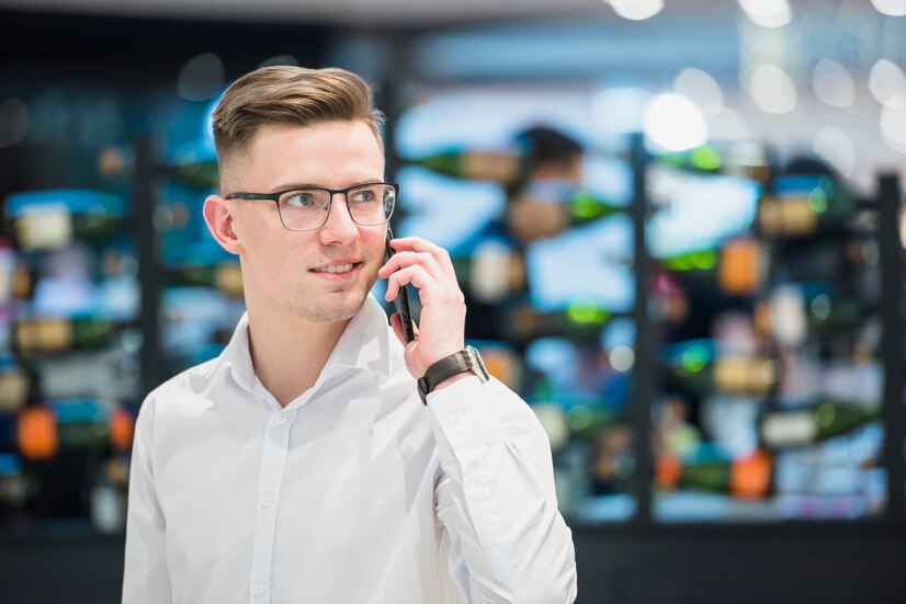 Услуги связи для всей семьи: как выбрать оператора мобильной связи, сотовую связь и доступ в интернет.