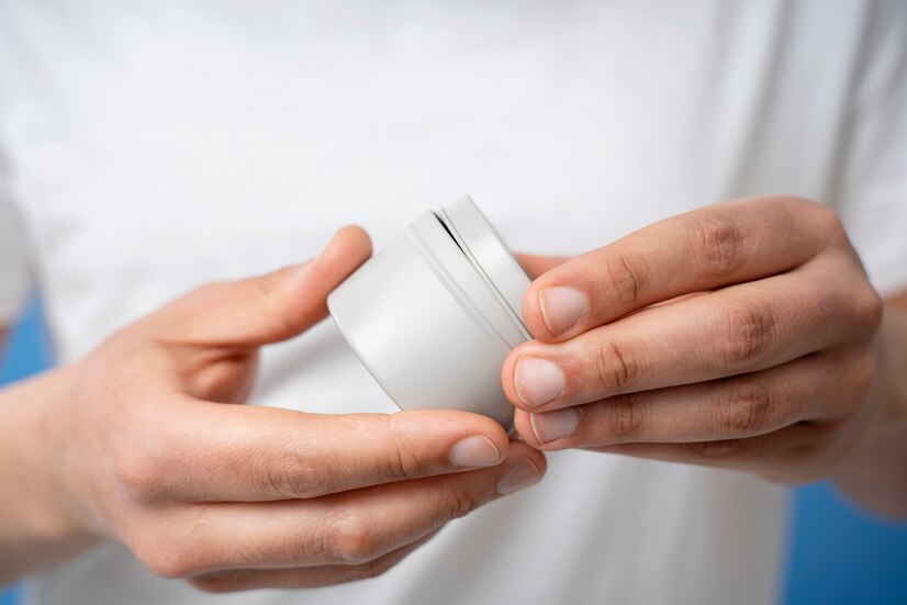 Чем можно обезболить кожу перед проведением косметологических процедур?