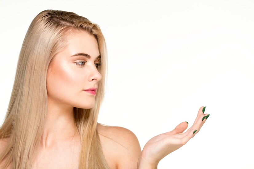 Никотиновая кислота для волос: как работает и как правильно использовать?