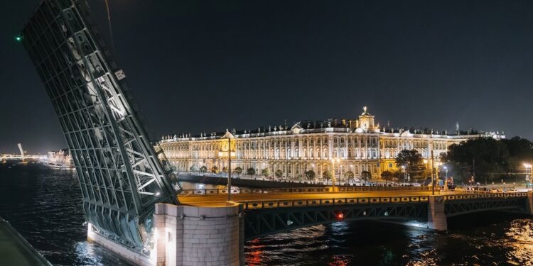 Туры на теплоходе: горящее путешествие из Нижнего Новгорода