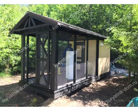 Как выбрать курятник на 20 кур