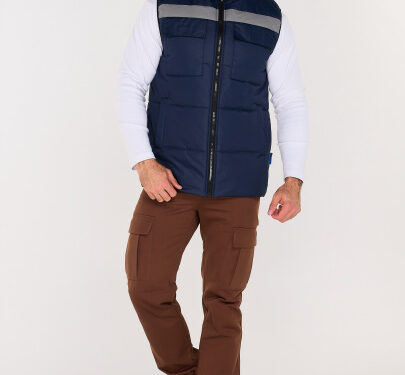 Утепленная спецодежда: свойства и применение