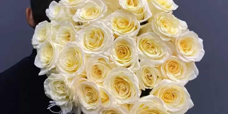 Цветы к юбилею: как составить безупречный букет для важного события