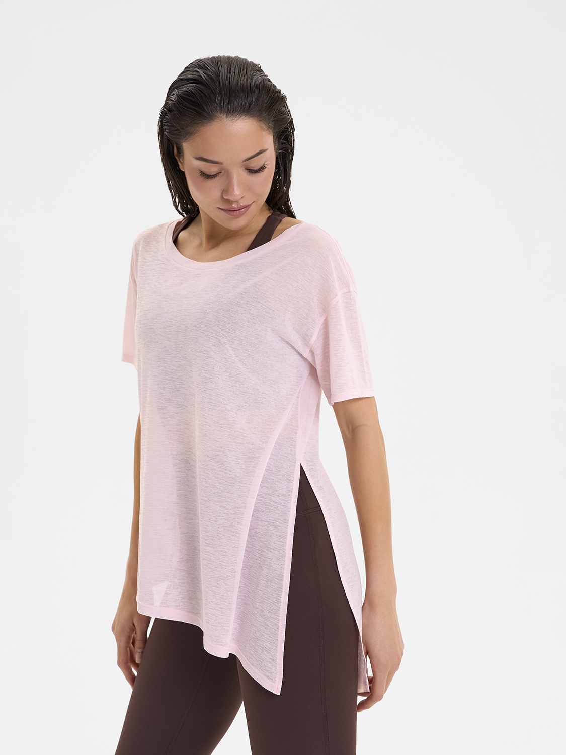 Как выбрать модную спортивную женскую одежду