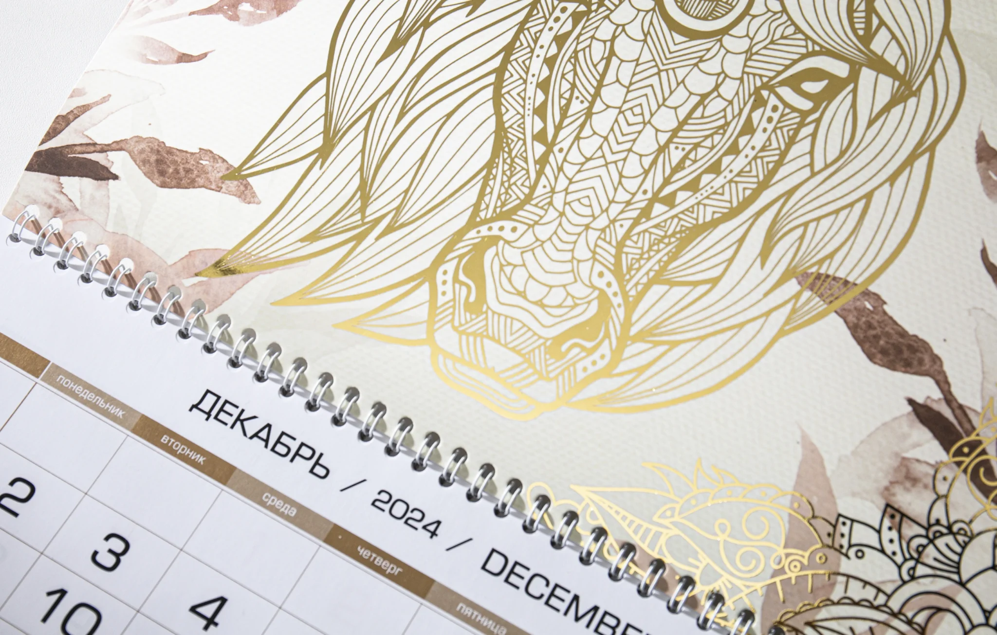 Печать квартальных календарей: организация и возможности